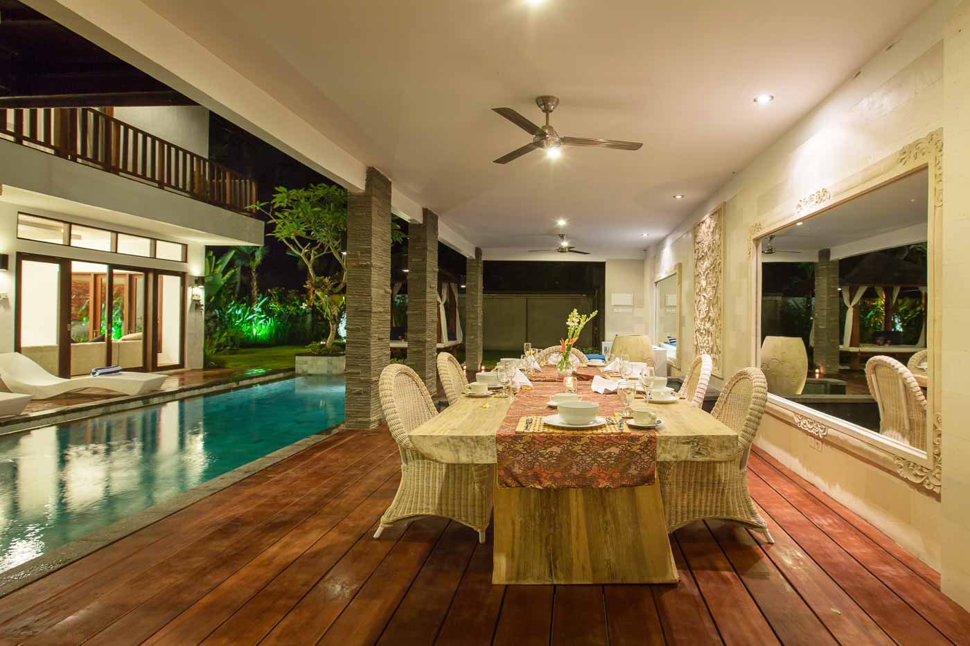 Dining_Area_-_Club_Corner_(1)-travel_and_trip_by_nbg.jpg